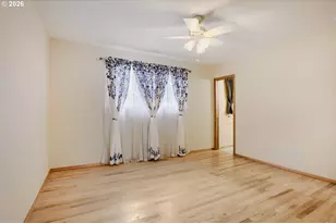 7025 SW Hoodview Pl, Beaverton, OR 97008 - Photo 16