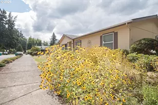 119 SE 216th Ave, Gresham, OR 97030 - Photo 2