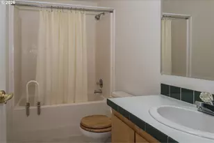 119 SE 216th Ave, Gresham, OR 97030 - Photo 20