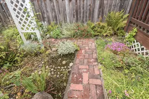 119 SE 216th Ave, Gresham, OR 97030 - Photo 28
