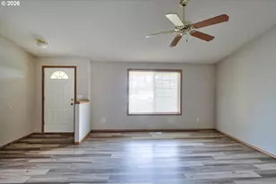 16305 NE 37th Cir, Vancouver, WA 98682 - Photo 8