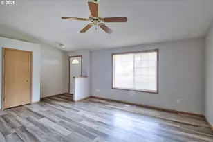 16305 NE 37th Cir, Vancouver, WA 98682 - Photo 6