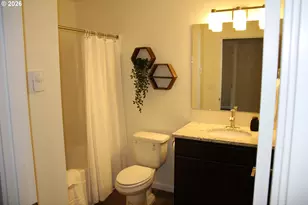 201 NW Maple Alameda, Stevenson, WA 98648 - Photo 8