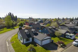 860 Peckner St, Gervais, OR 97026 - Photo 2