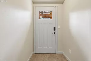 10525 NE Cedar Falls Loop, Hillsboro, OR 97006 - Photo 8