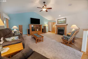 1115 Skookum Dr, Silverton, OR 97381 - Photo 20