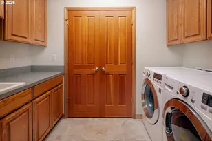 1115 Skookum Dr, Silverton, OR 97381 - Photo 28