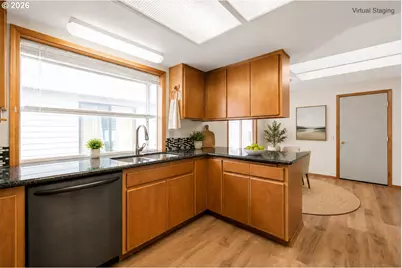 15134 NE Summerplace Dr, Portland, OR 97230 - Photo 8