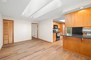 15134 NE Summerplace Dr, Portland, OR 97230 - Photo 12
