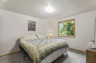 908 SE Clark Ave, Battle Ground, WA 98604 - Photo 6