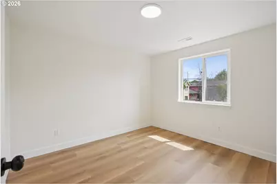 10214 N Midway Ave, Portland, OR 97203 - Photo 16