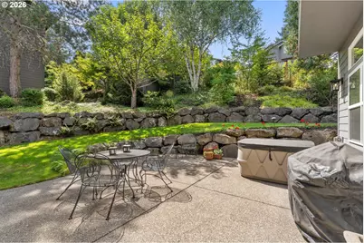 14261 Uplands Dr, Lake Oswego, OR 97034 - Photo 36