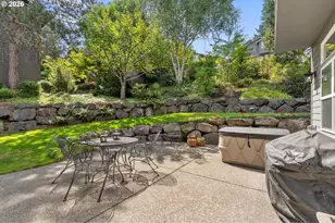14261 Uplands Dr, Lake Oswego, OR 97034 - Photo 36