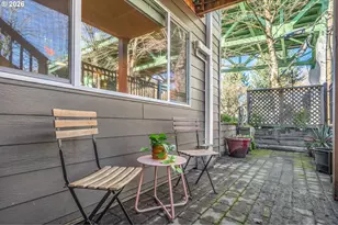 8682 N Willamette Blvd, Portland, OR 97203 - Photo 2