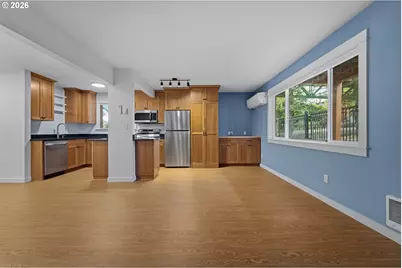 8682 N Willamette Blvd, Portland, OR 97203 - Photo 4