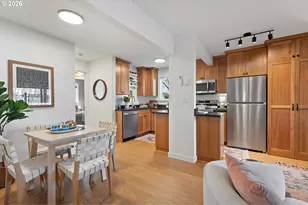 8682 N Willamette Blvd, Portland, OR 97203 - Photo 6