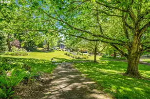 8682 N Willamette Blvd, Portland, OR 97203 - Photo 26