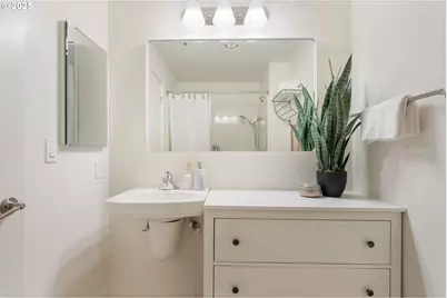 1500 SW Park Ave #104, Portland, OR 97201 - Photo 16