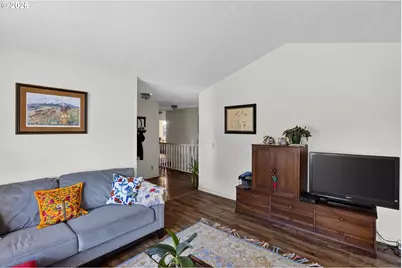 938 Hood View Ct, Hood River, OR 97031 - Photo 6