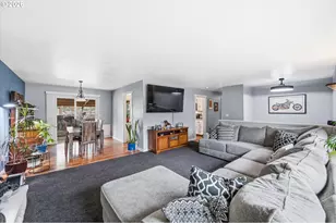 2024 SE Spruce Ave, Gresham, OR 97080 - Photo 6