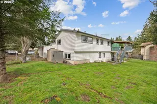 2024 SE Spruce Ave, Gresham, OR 97080 - Photo 32