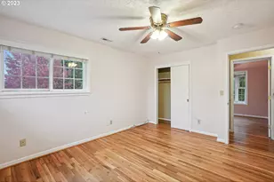 350 NE 61st Ave, Portland, OR 97213 - Photo 16