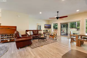 36 Lonesome Pines Dr, Trout Lake, WA 98650 - Photo 10
