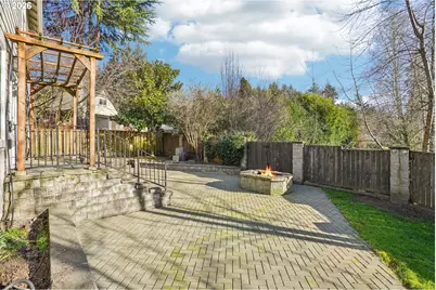 5966 Frost Ln, Lake Oswego, OR 97035 - Photo 28