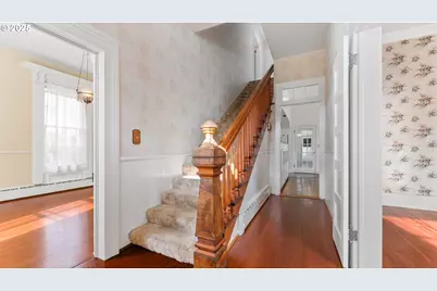 812 E 2nd St, Coquille, OR 97423 - Photo 6