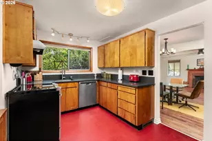 245 SE 108th Ave, Portland, OR 97216 - Photo 12