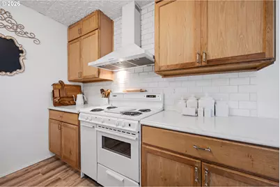 320 NE Skipanon Dr, Warrenton, OR 97146 - Photo 14