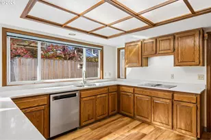 2259 SE Lindenbrook Ct, Milwaukie, OR 97222 - Photo 14