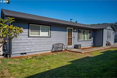 1654 Carlisle Ln, Myrtle Point, OR 97458 - Photo 2
