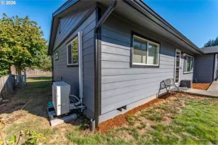 1654 Carlisle Ln, Myrtle Point, OR 97458 - Photo 6