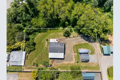 93736 Bay Park Ln, Coos Bay, OR 97420 - Photo 36