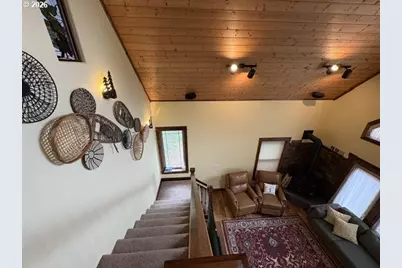 141245 Red Cone Dr, Crescent Lake, OR 97733 - Photo 24