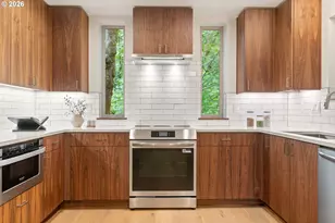 3105 NW Blue Sky Ln, Portland, OR 97229 - Photo 6