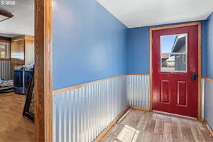 11288 SW Highway 126, Powell Butte, OR 97753 - Photo 8