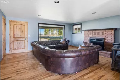 11288 SW Highway 126, Powell Butte, OR 97753 - Photo 16
