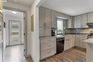 60 Raven Ln, Depoe Bay, OR 97341 - Photo 20