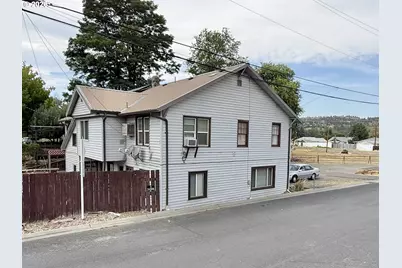 210 NW Canton St, John Day, OR 97845 - Photo 40