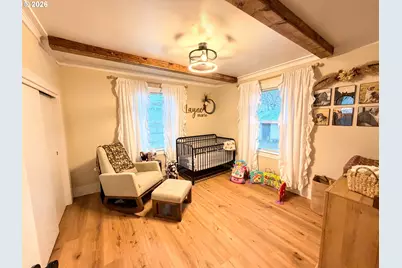 102 Lake Ave, La Grande, OR 97850 - Photo 12