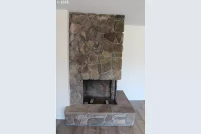 4942 NE Oak Park Dr, Salem, OR 97305 - Photo 6