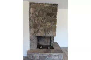 4942 NE Oak Park Dr, Salem, OR 97305 - Photo 6