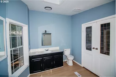 338 Archie St, Eugene, OR 97402 - Photo 12