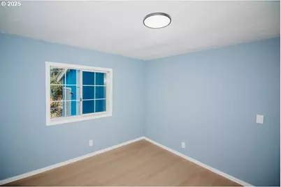 338 Archie St, Eugene, OR 97402 - Photo 22