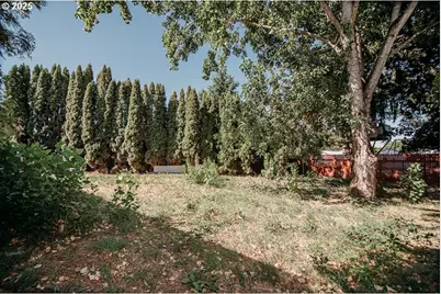 338 Archie St, Eugene, OR 97402 - Photo 26