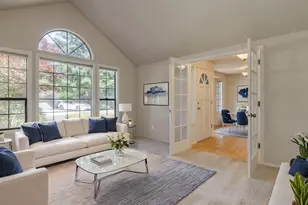 8131 SW 56th Ave, Portland, OR 97219 - Photo 6