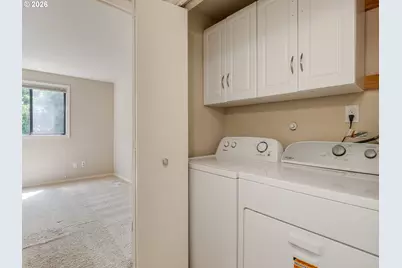8131 SW 56th Ave, Portland, OR 97219 - Photo 18