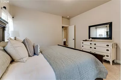5427 King Arthur Ct, Eugene, OR 97402 - Photo 12